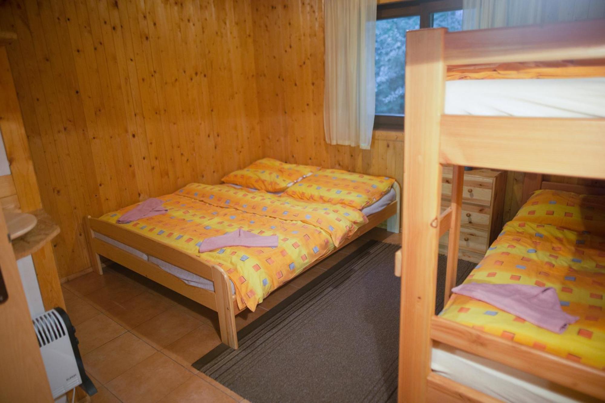 Komáří Louka Nova Olesna Esterno foto