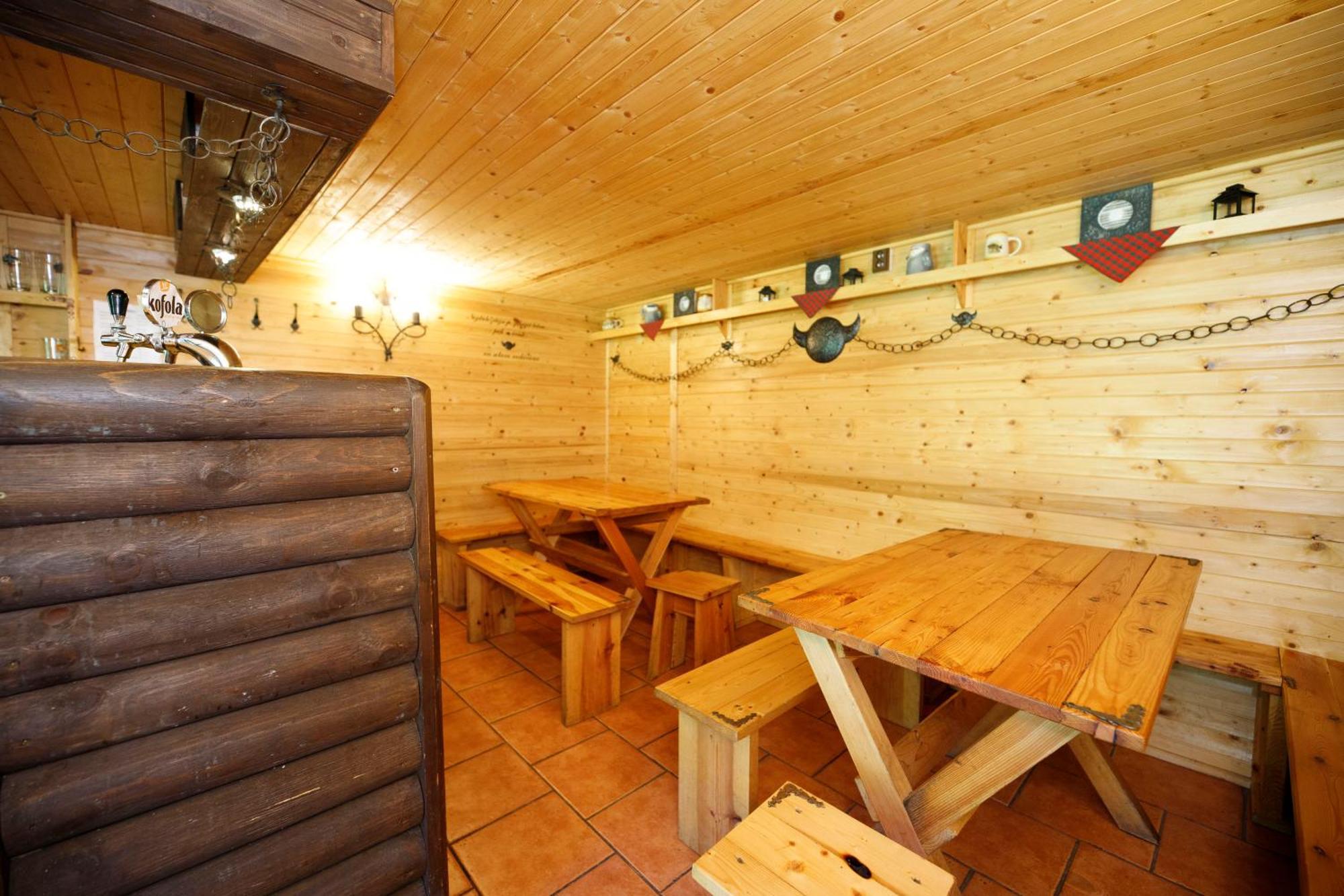 Komáří Louka Nova Olesna Esterno foto