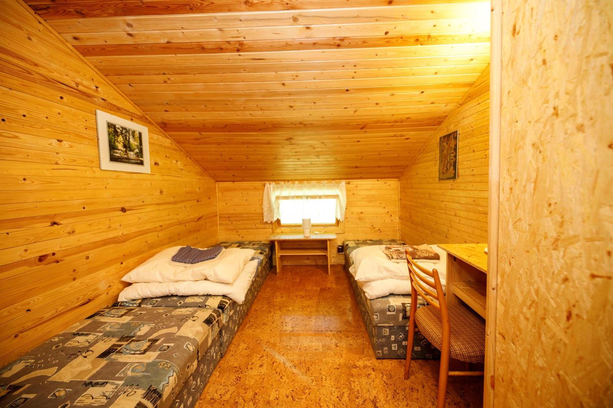 Komáří Louka Nova Olesna Esterno foto