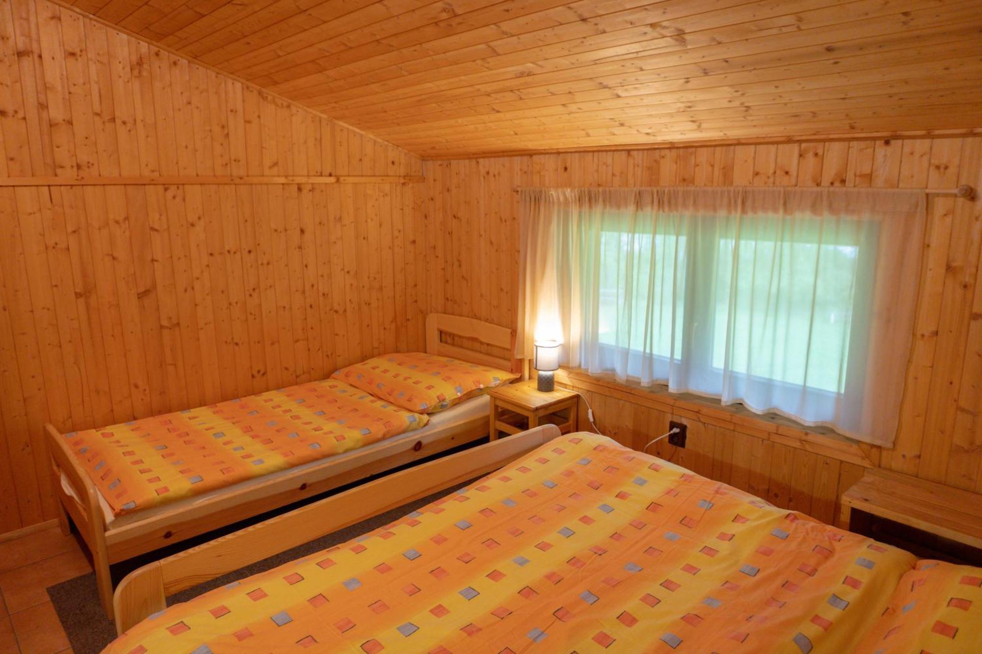 Komáří Louka Nova Olesna Esterno foto